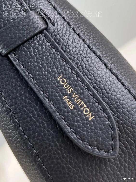 Shoulder Bag-26*18*7CM VUITTON LOUIS Key Low 0514